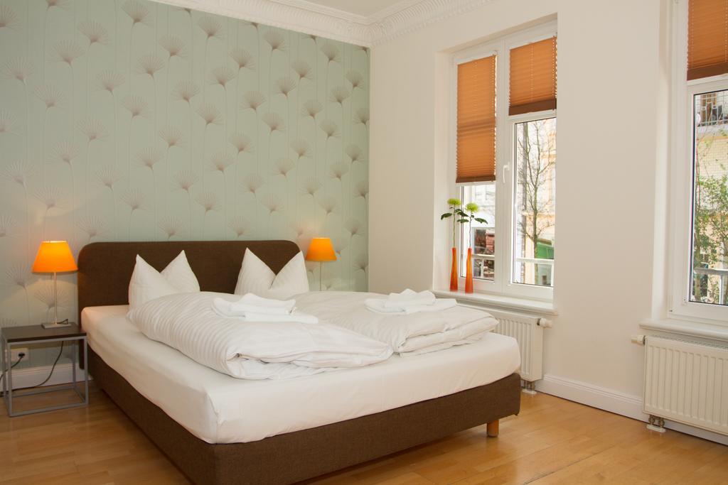Double Room with Shared Bathroom,152961622:JPEG